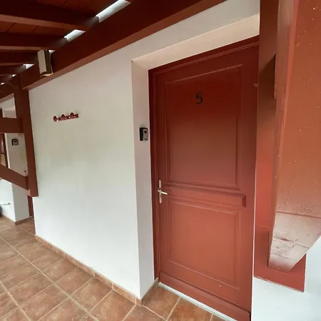 Zazpiak Bed & Breakfast